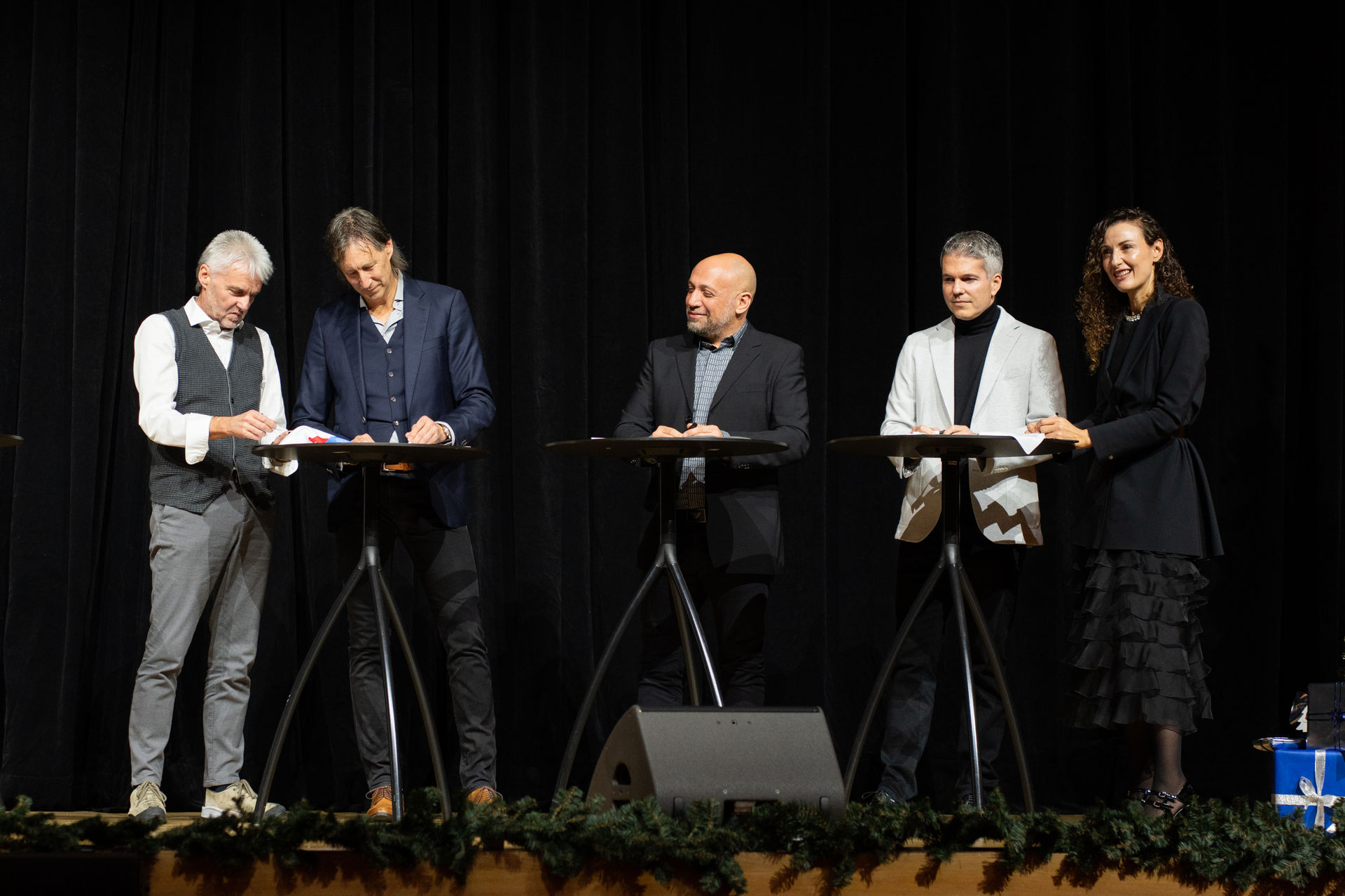 129 251128 Meier Kopp Weihnachtsanlass 129